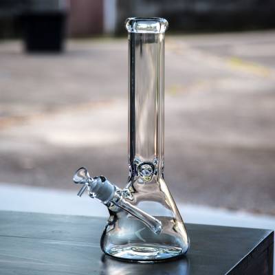Cheap and strong high quality glass beaker bong at OzBongs Australia.
